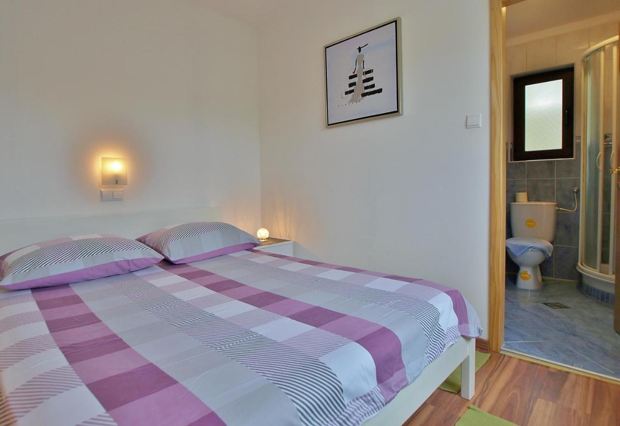 Apartments Eufemija Rab Town Dış mekan fotoğraf
