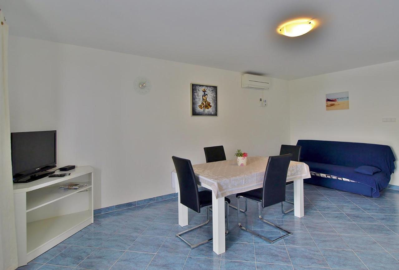 Apartments Eufemija Rab Town Dış mekan fotoğraf