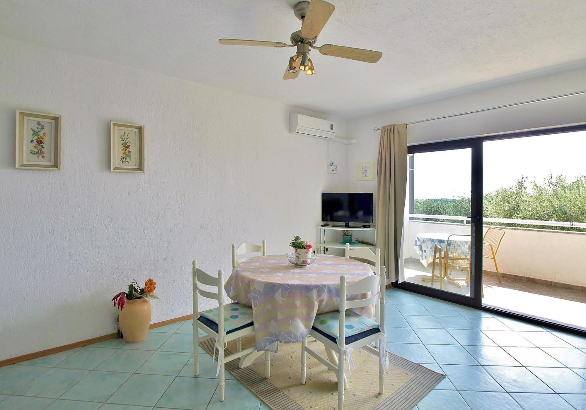 Apartments Eufemija Rab Town Dış mekan fotoğraf